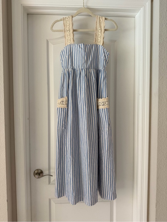 Tuckernuck Dresses & Skirts - Tuckernuck Pomander Place blue white and red sundress XS NWOT